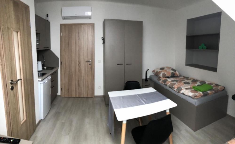 Apartmany U Stadionu Šumperk エクステリア 写真